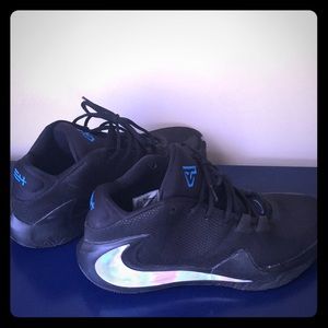 Giannis Antetokuonmpo’s Zoom Freak 1 🏀 Sneakers